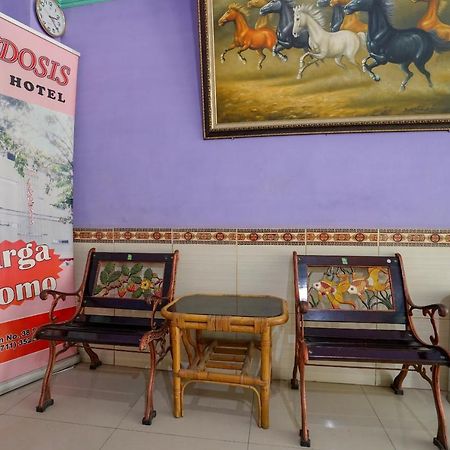 Oyo 1495 Hotel Lendosis Palembang Dış mekan fotoğraf