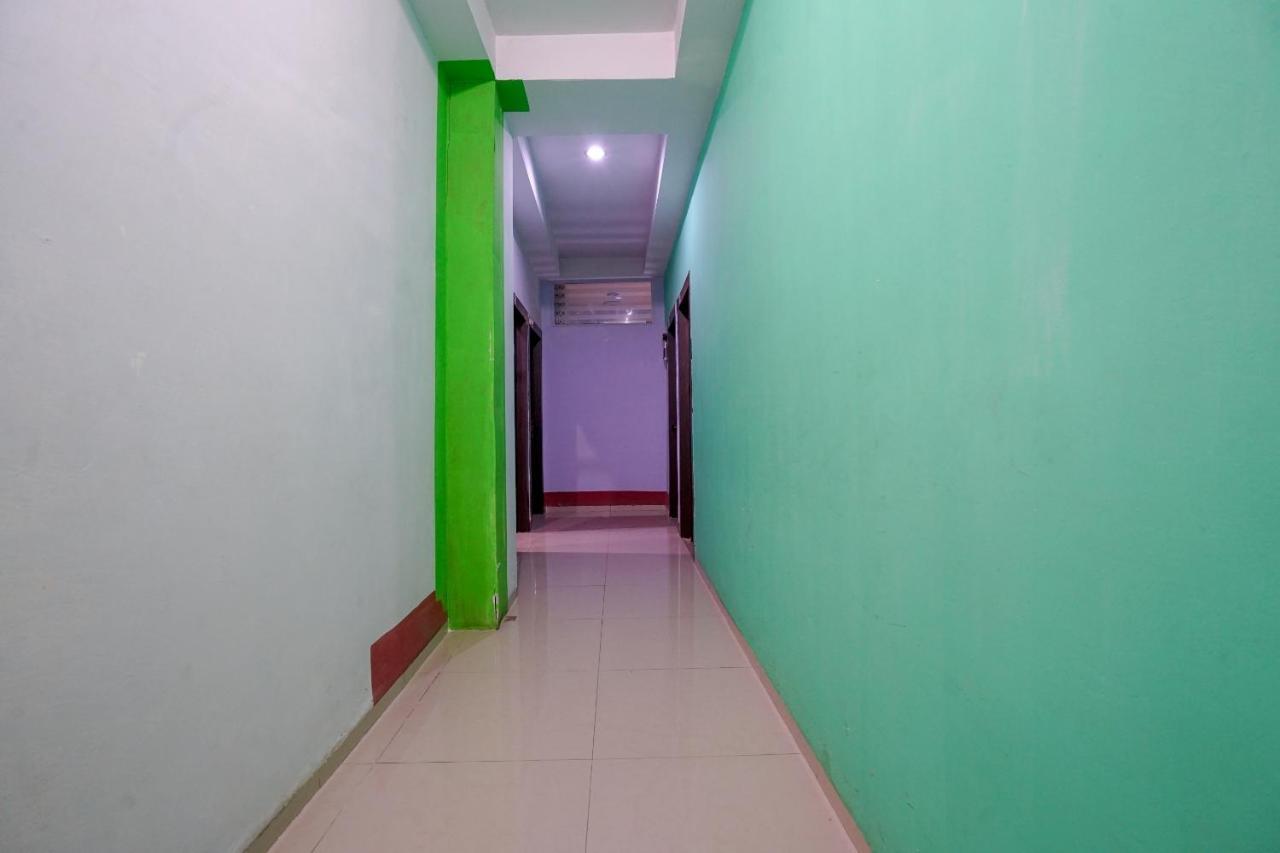 Oyo 1495 Hotel Lendosis Palembang Dış mekan fotoğraf
