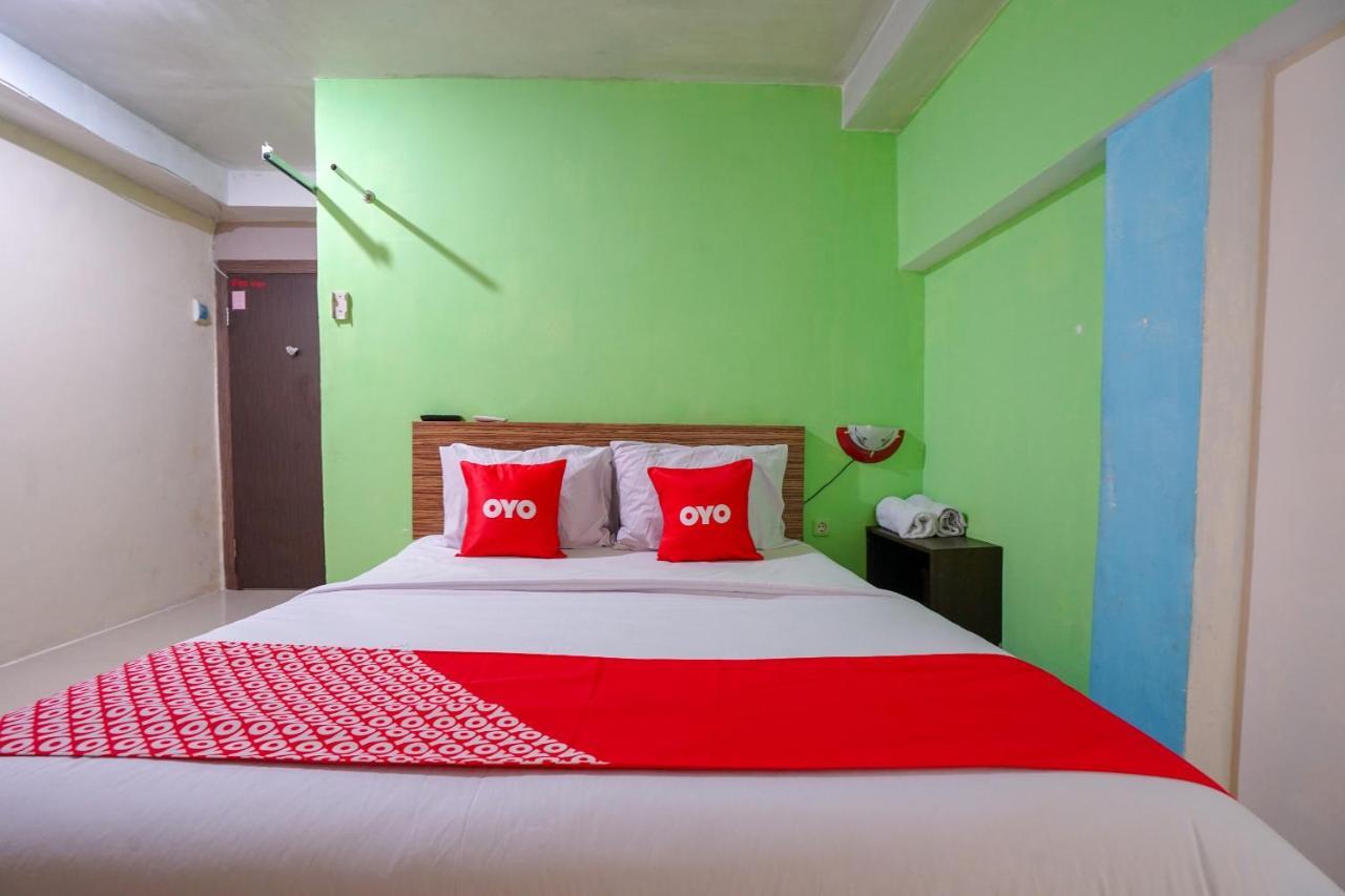 Oyo 1495 Hotel Lendosis Palembang Dış mekan fotoğraf