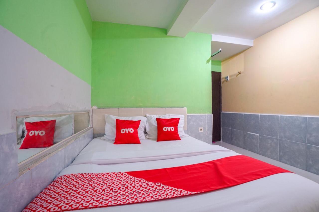 Oyo 1495 Hotel Lendosis Palembang Dış mekan fotoğraf
